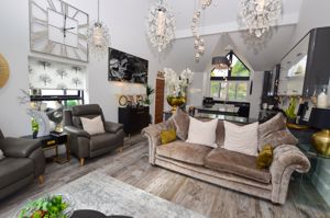 Kitchen- click for photo gallery